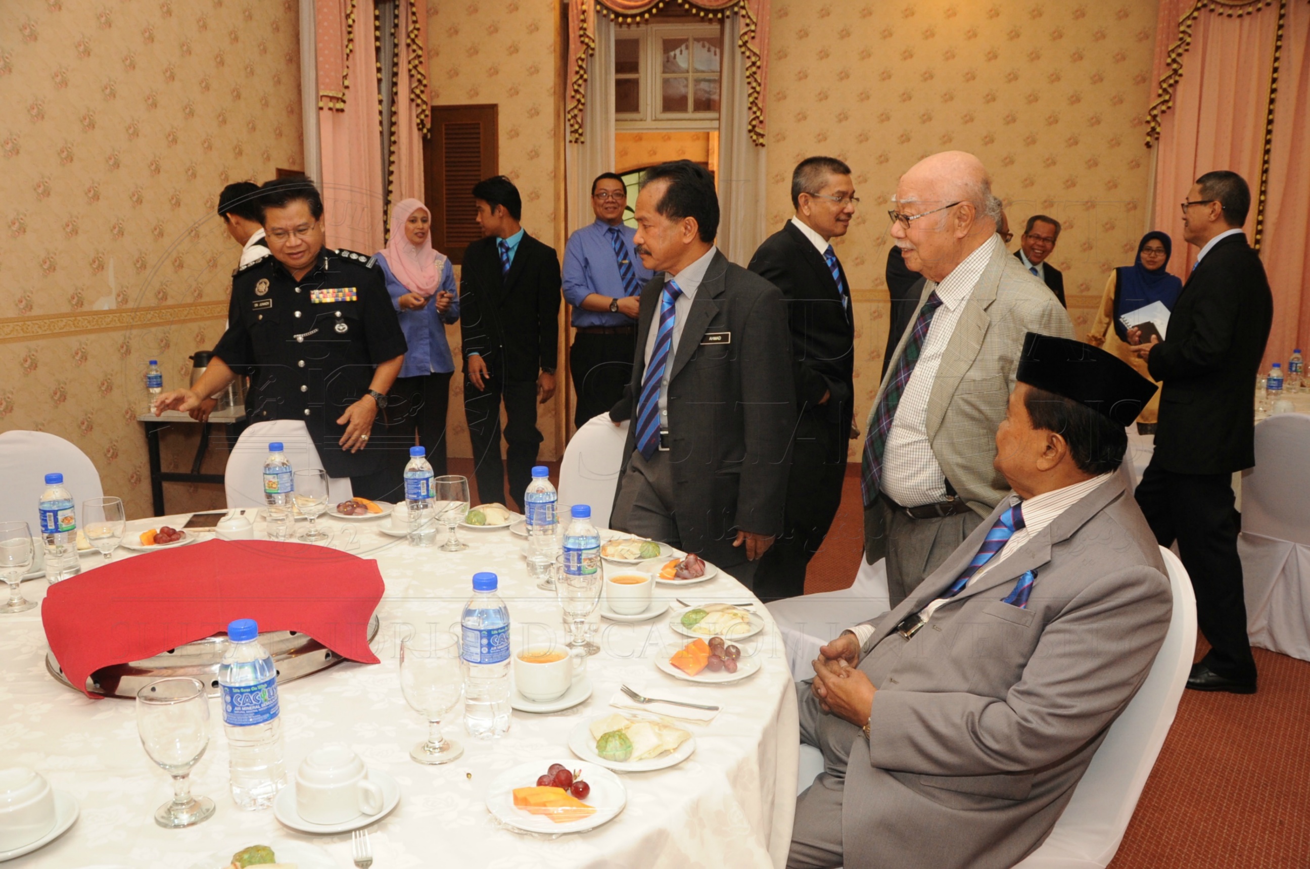 PRO 16 6 AMANAT VCHAS 8495